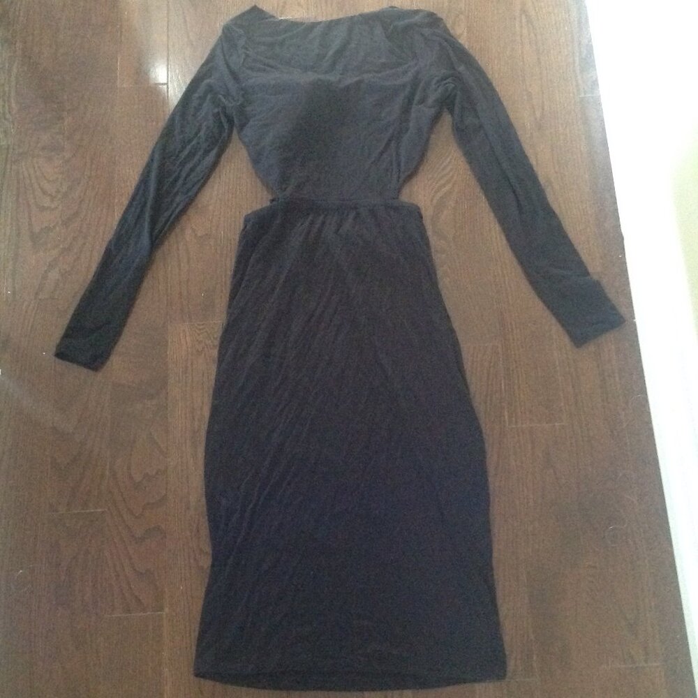 Brand New Aritzia Backless Midi Dress